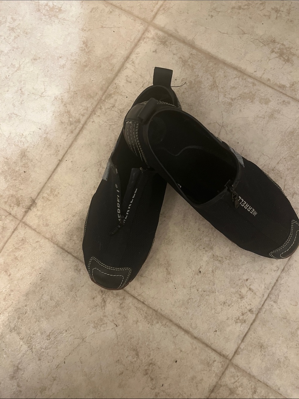 Merrell Men's Black Slip-On Water Shoes with Gray Accents